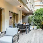 Downtown Cannes Apartment With Garden