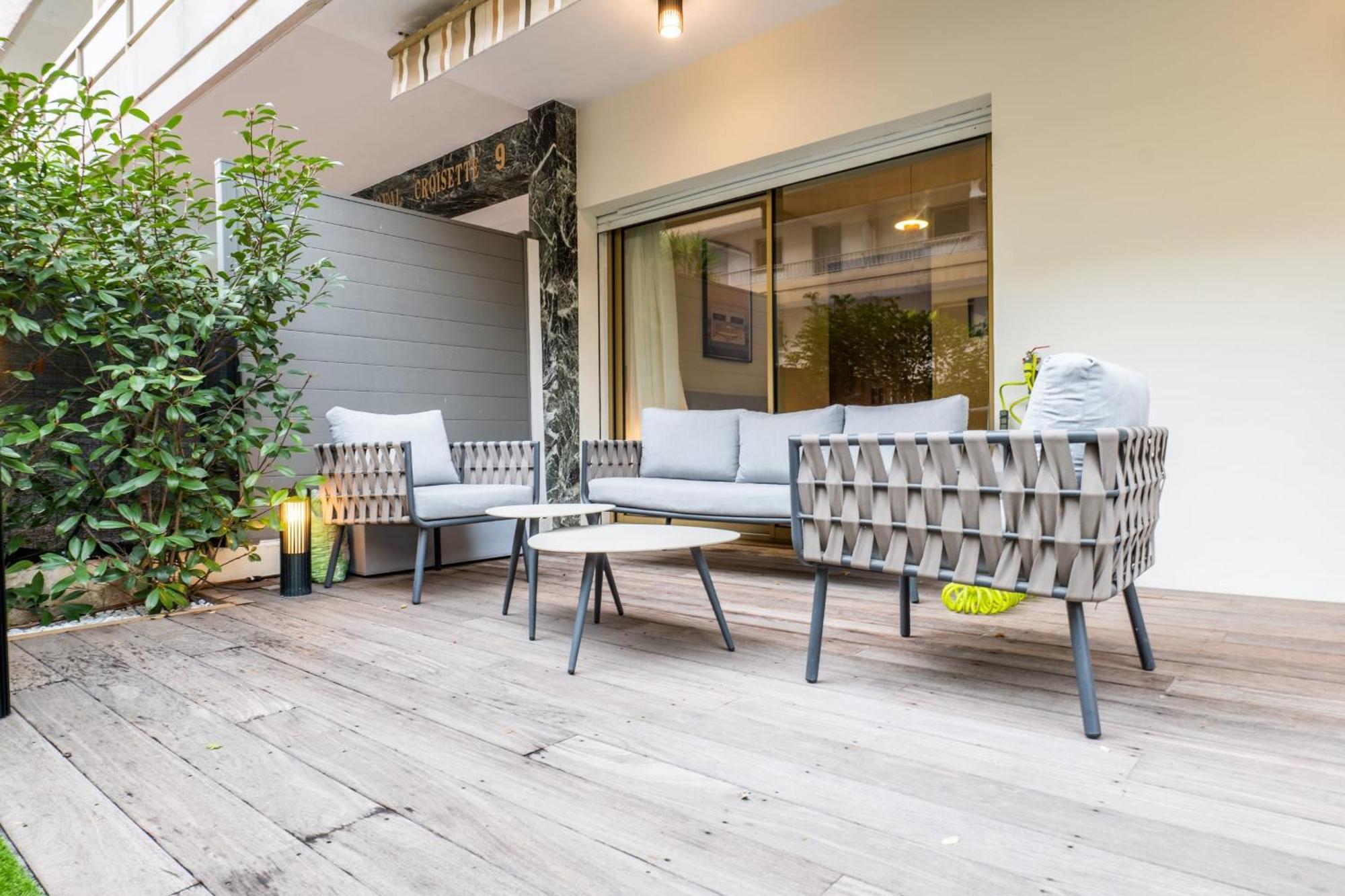 Downtown With Garden Appartement